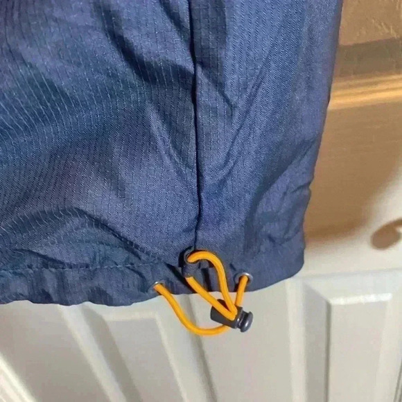 Mens BCG blue hooded windbreaker jacket with lining men’s size large NWOT - Picture 6 of 8